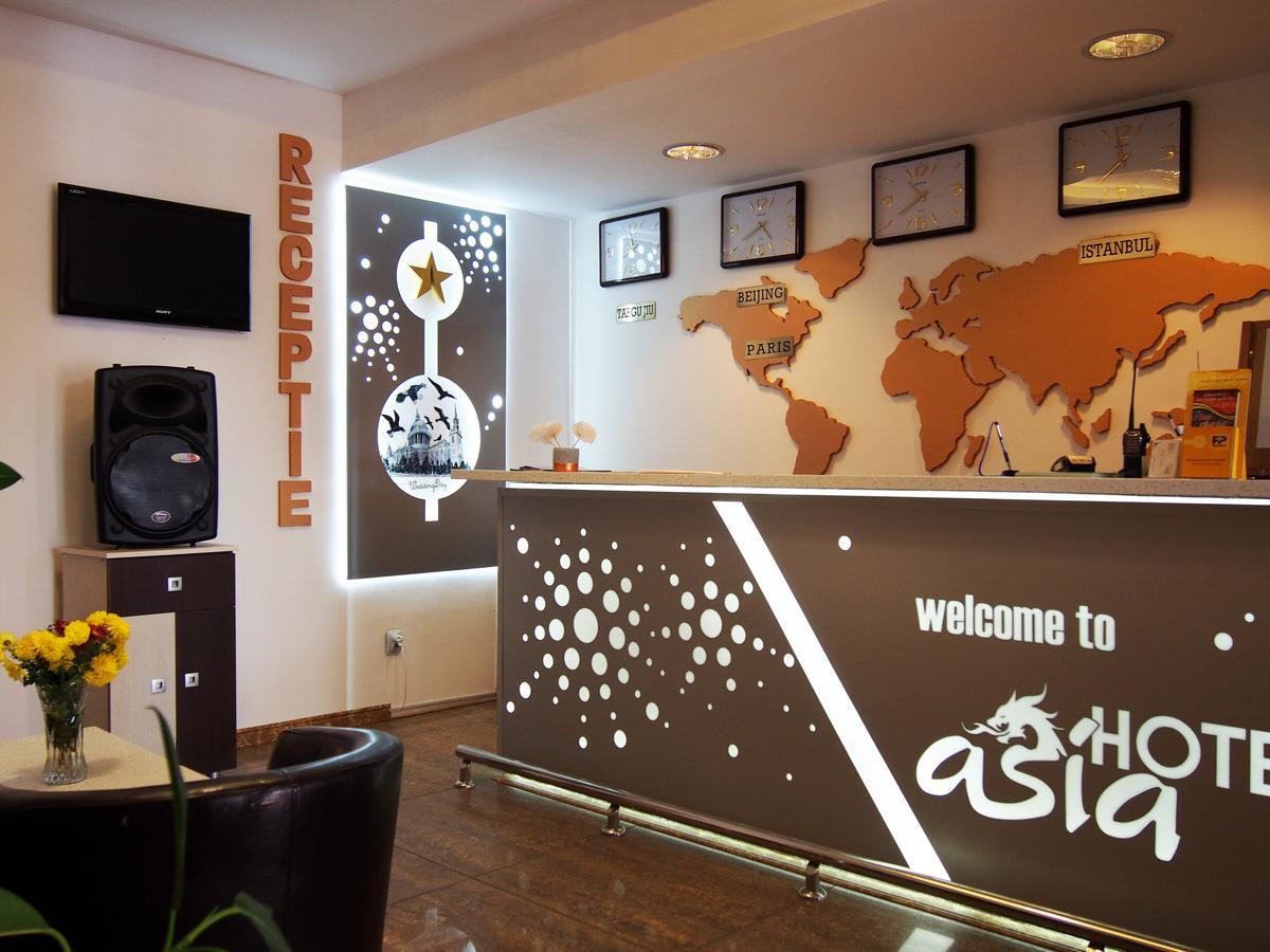Asia Hotel Târgu Jiu Exteriör bild